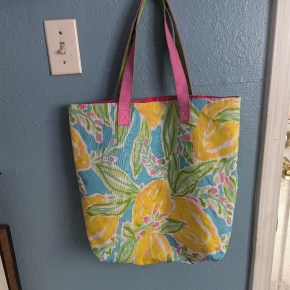 Lilly PulizerColorful Floral Tote Bag - Picture 4 of 5